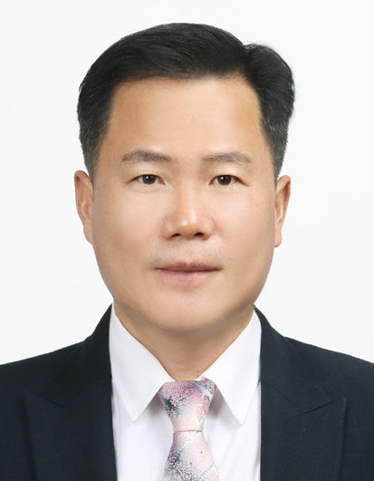 김은규