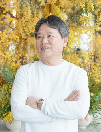 대표이사 김희영