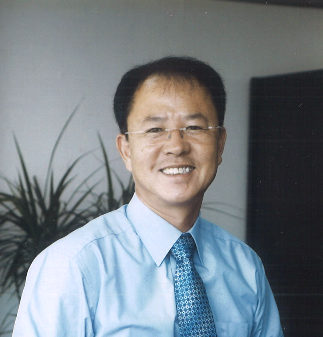 대표이사 김용호