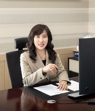 나윤경