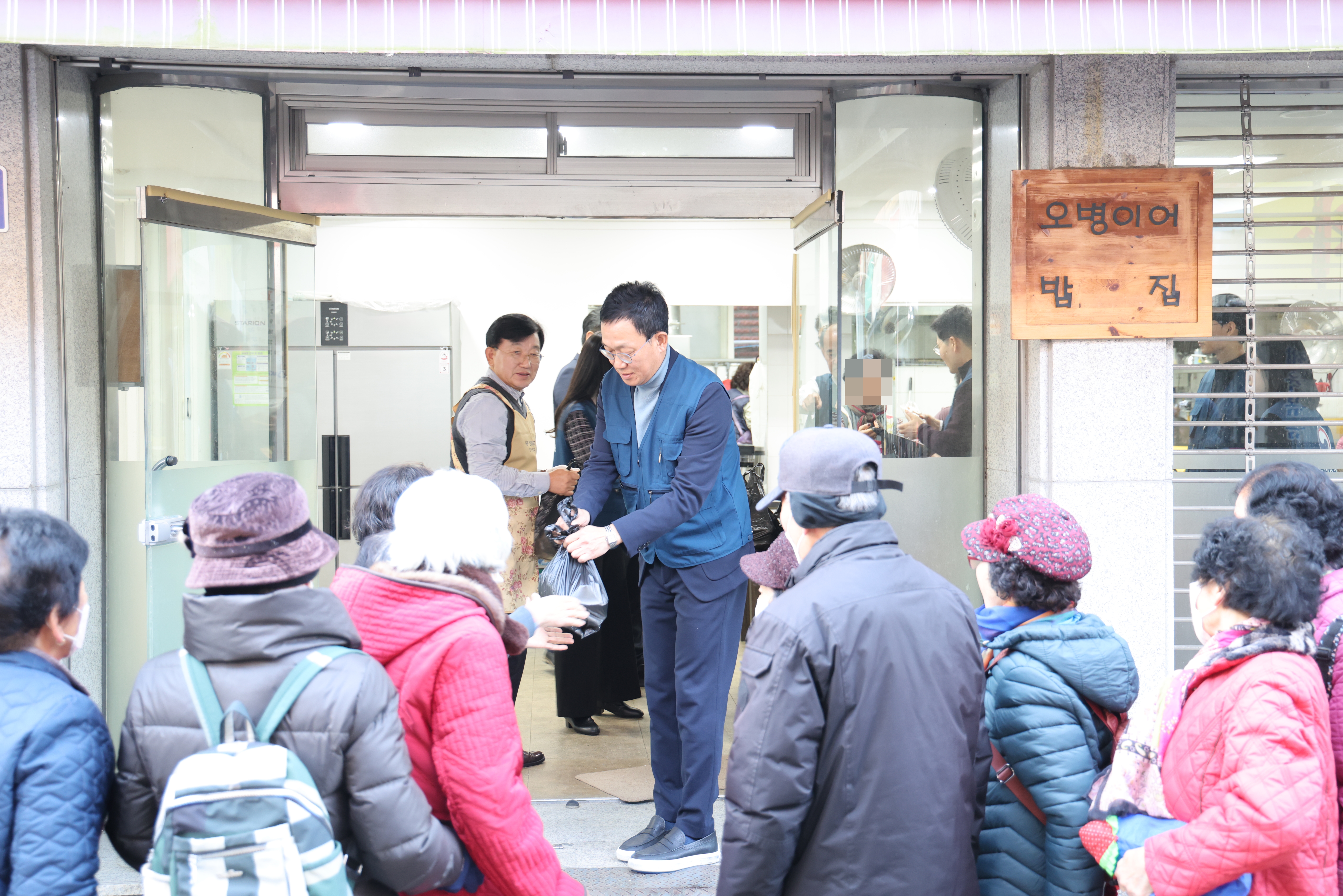 인천지방국세청, 도시락 나눔 봉사 실시 2 이미지