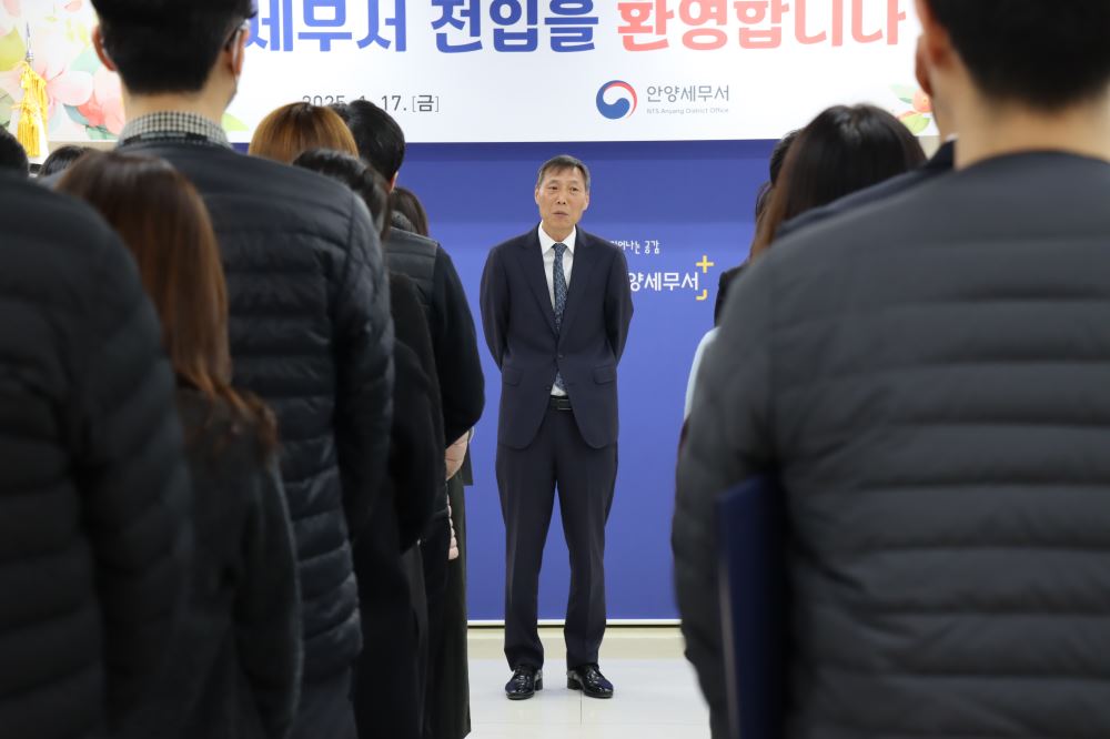 그림입니다.

원본 그림의 이름: CLP0000268c023d.bmp

원본 그림의 크기: 가로 4800pixel, 세로 3200pixel