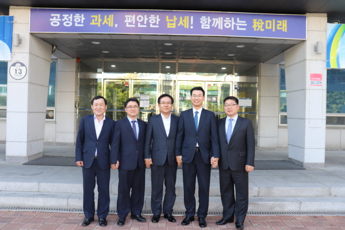 서장님과