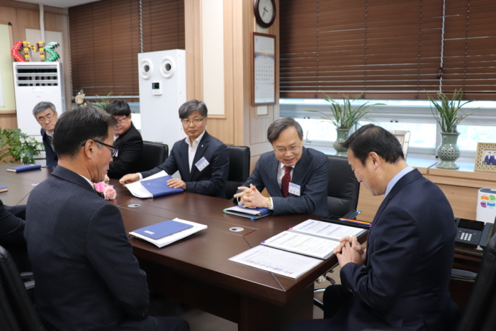 국장님과