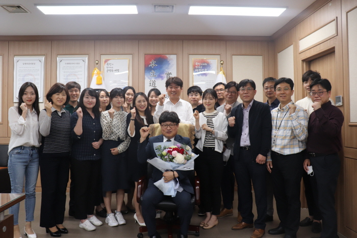 재산세과 과장님 퇴임식